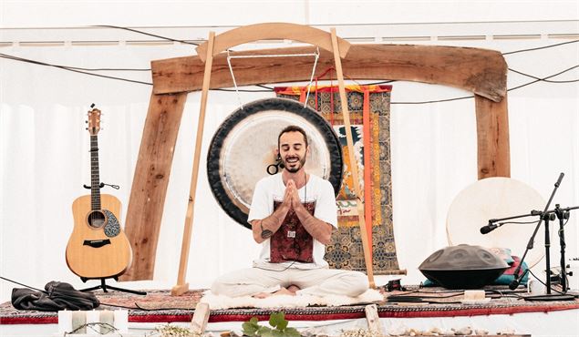 HYGGE : Bain de gong avec La voie du Phoenix_La Toussuire