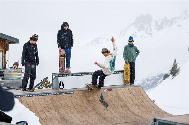 Mini rampe Skateboard Contest_Méribel - Sylvain Aymoz