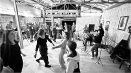 Découverte des danses traditionnelles_Montmerle-sur-Saône