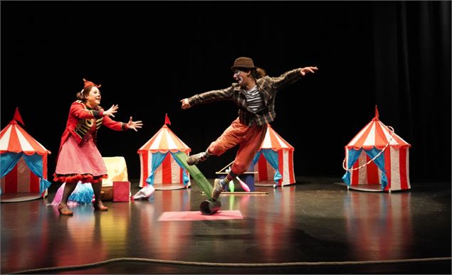 Spectacle pour les enfants - Les acrobates fous_Champéry