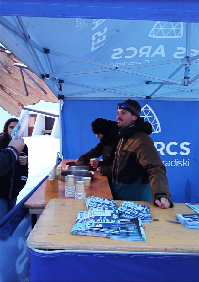 Pot d'accueil avec le groupe KTR6_Les Arcs