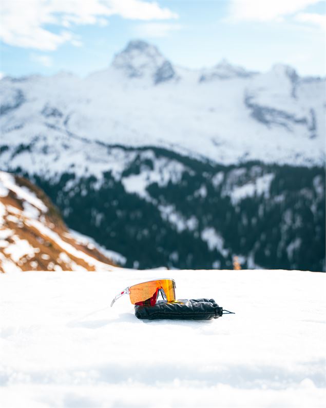 photo des lunettes de soleil Bliz - SAEM Les Remontées Mécaniques