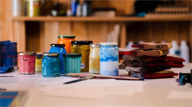 peintures pour atelier sérigraphie à Pérouges - Anne Gentilleau