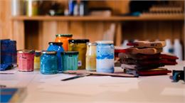 peintures pour atelier sérigraphie à Pérouges - Anne Gentilleau