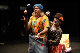 Spectacle "Les acrobates fous" par la Cie Art Flex - Cie Art Flex