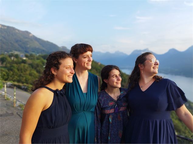 Concert - Camera Aquilegia