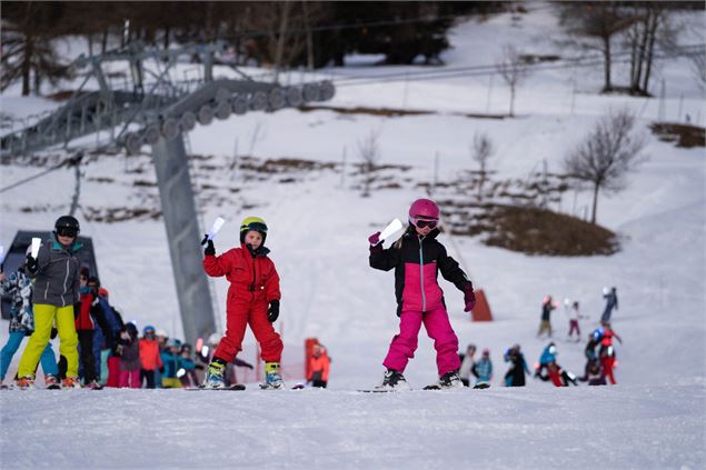 Descente aux flambeaux des enfants_Peisey-Vallandry