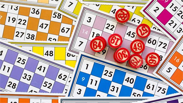 cartons de loto avec numéros - canva