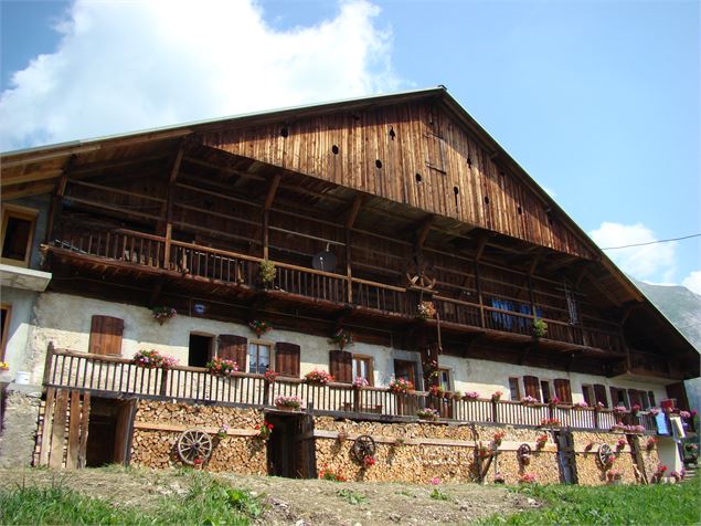 Abondance : une vallée, une ferme, un fromage - CCPEVA