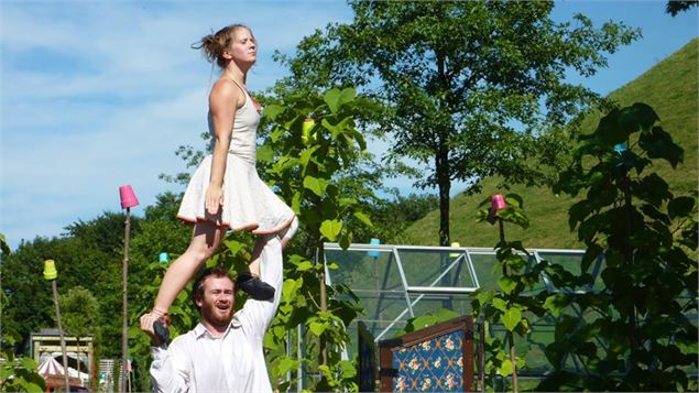 Spectacle tout public // T'emmêle pas_Plagne-Montalbert - Cie du fil à retordre