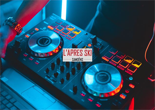 Platines de DJ - Canva