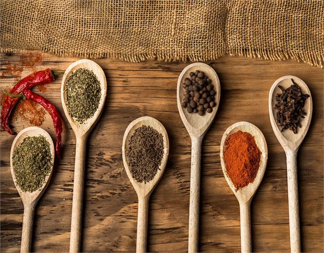 cuillères en bois épices - Pixabay