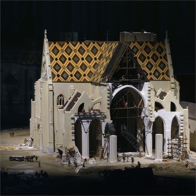 Photo de la maquette représentant le chantier de construction de l’église Brou - © Jean-Christophe B