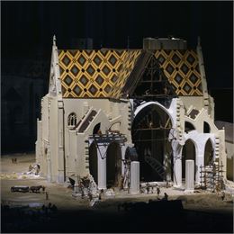 Photo de la maquette représentant le chantier de construction de l’église Brou - © Jean-Christophe B