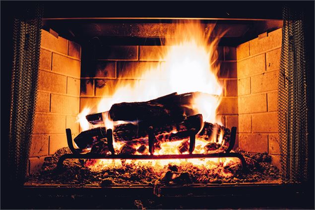 Contes d'hiver au coin du feu_Aillon-le-Jeune - Pexels-pixabay