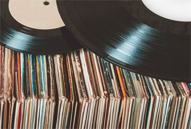 Disque tu veux au Bowling - Le Cairn_La Toussuire - Canva