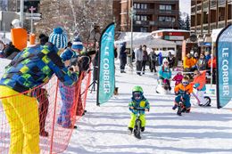 Initiation draisienne sur neige - Corbier Tourisme