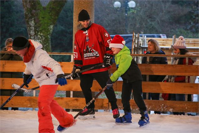 Séances publiques de patinage en compagnie des Pionniers de Chamonix_Chamonix-Mont-Blanc - Alexandre