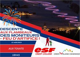Descente aux flambeaux des moniteurs aux Tovats et feu d'artifice_Crest-Voland - OT CVC