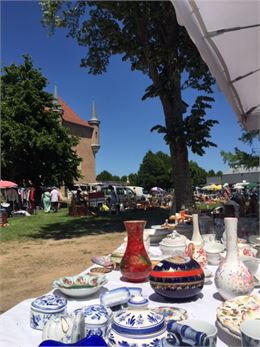 Vide-grenier de l'Union Musicale - ©bibliotheque Attignat