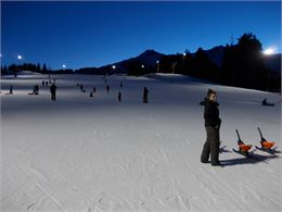 Ski alpin nocturne - Praz de Lys Sommand Tourisme