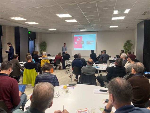 Soirée débat : Elections municipales 2026 : comment mieux se déplacer à pied et à vélo sur les commu