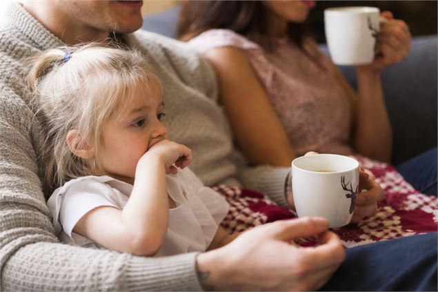 Declicc - Le café des parents_Saint-Rémy-de-Maurienne - Freepik