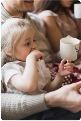 Declicc - Le café des parents_Saint-Rémy-de-Maurienne - freepik