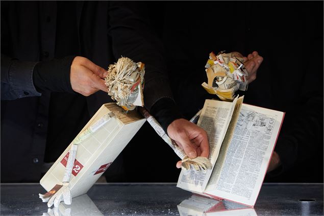 Le bibliotron - compagnie Babel Fish