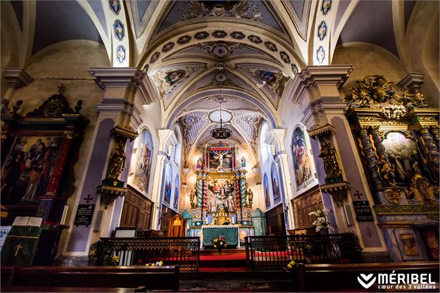 Eglise et fresques - Sylvain Aymoz