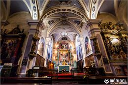 Eglise et fresques - Sylvain Aymoz