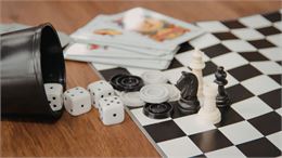 jeux de société - canva