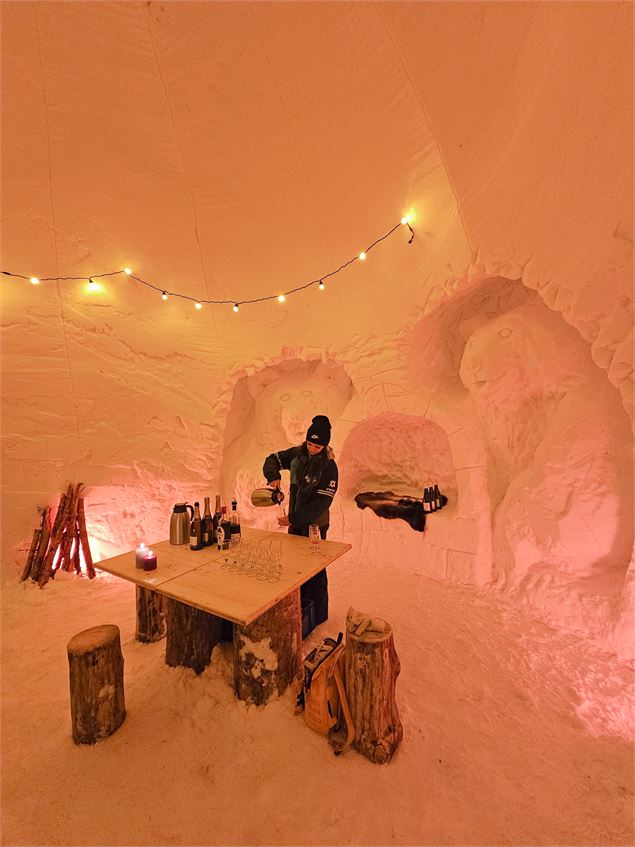 Soirée Fondue Igloo_Megève - OT MEGEVE Melanie CALCEI