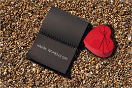 Table ronde & dédicaces "journée des droits des femmes" - Pixabay