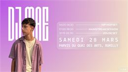 Dj Maé sur fond violet - Dj Maé