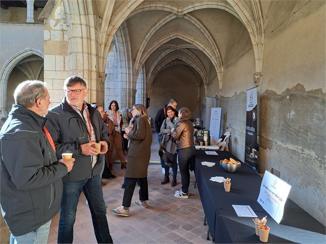 Bourse d'échanges à la documentation touristique_Bourg-en-Bresse - OT BBD
