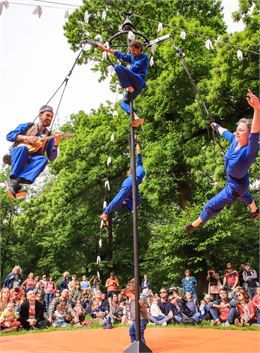 Festival des Arts du cirque : Comme le vent - Acrobatie, danse et musique_Faverges-Seythenex - Cie L