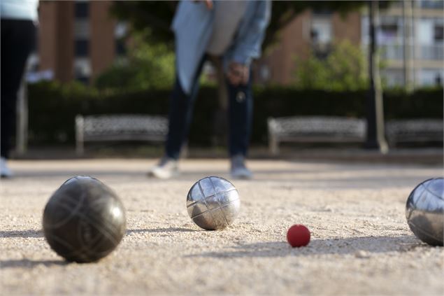 Tournoi de Pétanque_Samoëns - Freepik