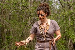 Chasse aux Œufs préhistorique pour le week-end de Pâques aux Grottes du Cerdon !