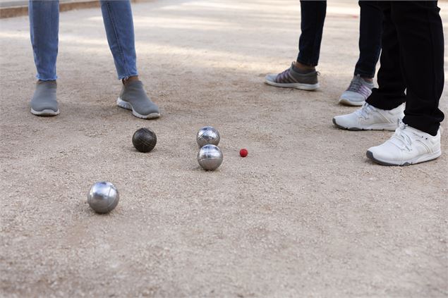 Image tournoi de pétanque - Freepik