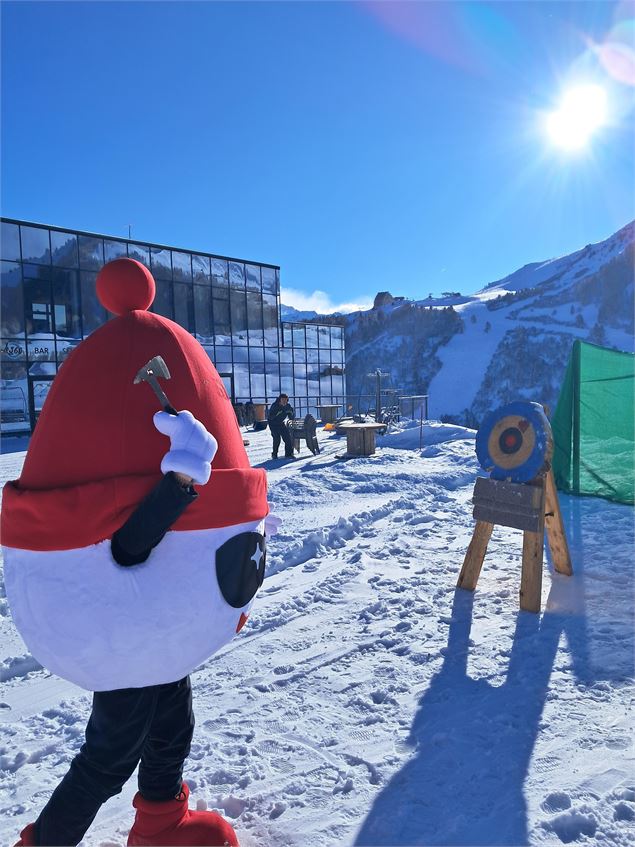 Montalbinks | Lancer de haches_Plagne-Montalbert