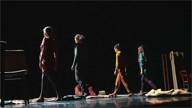 Atelier théâtre : C'est quoi l'âge d'or ?_Le Pont-de-Beauvoisin - compagnie Camino