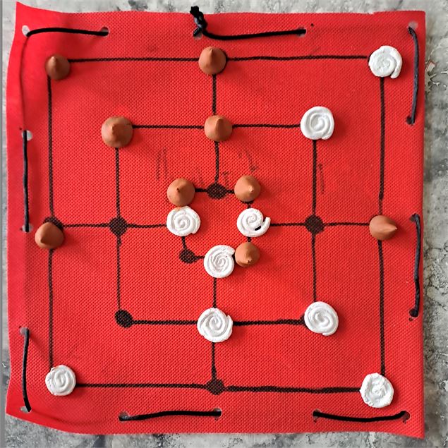 Mon plateau de jeu romain - @Musée Archéologique d'Izernore