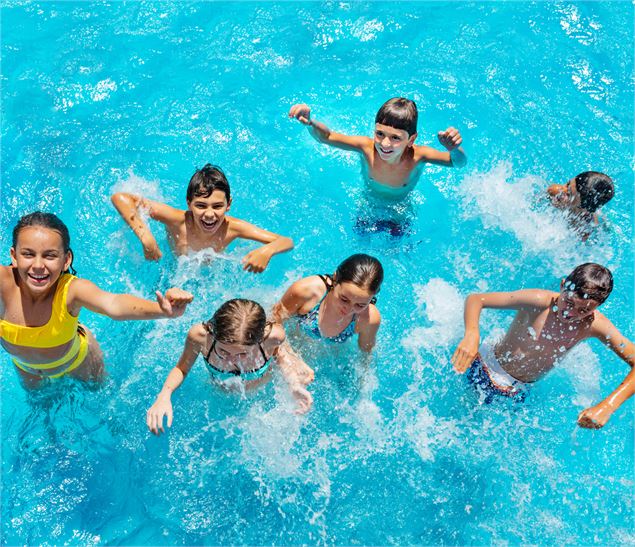 Cap ou Pâques cap ? Les mercredis de Pâques au centre aquatique intercommunal_Cluses - Canva