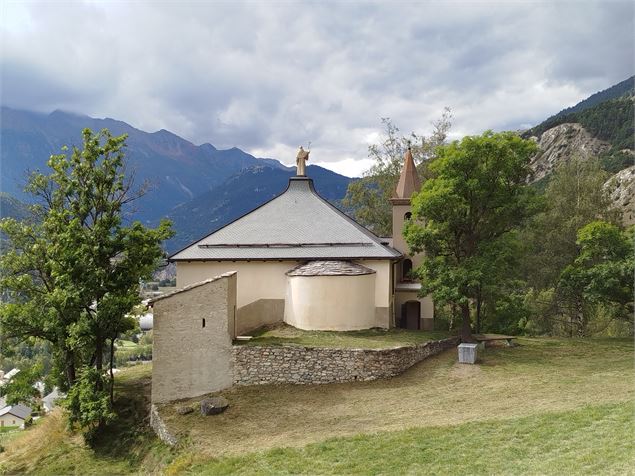 La chapelle Saint Benoit vue de l'extérieur - Mairie d'Avrieux