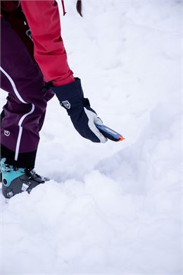 Détection avalanche - Val d'Isère Tourisme - Angèle Barreira