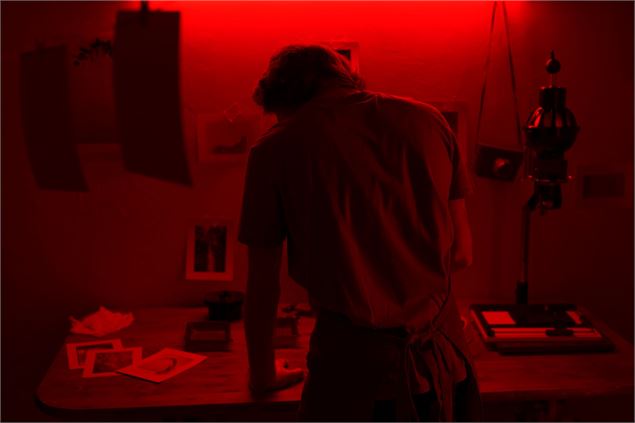 Crimes et canapés_Messery - Freepik