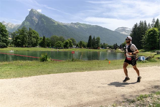 Trail au bord du lac aux dames - Office de Tourisme de Samoens