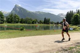 Trail au bord du lac aux dames - Office de Tourisme de Samoens