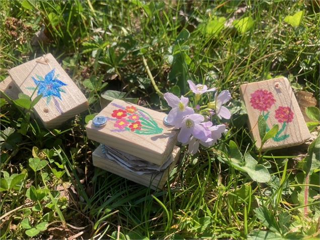 mini-presse à fleurs - GBA